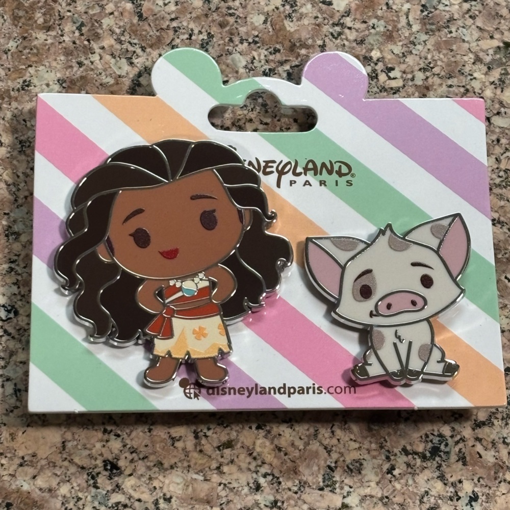 Disneyland Paris Trading Pin - Moana and Pua Cute Princess and Sidekicks Series